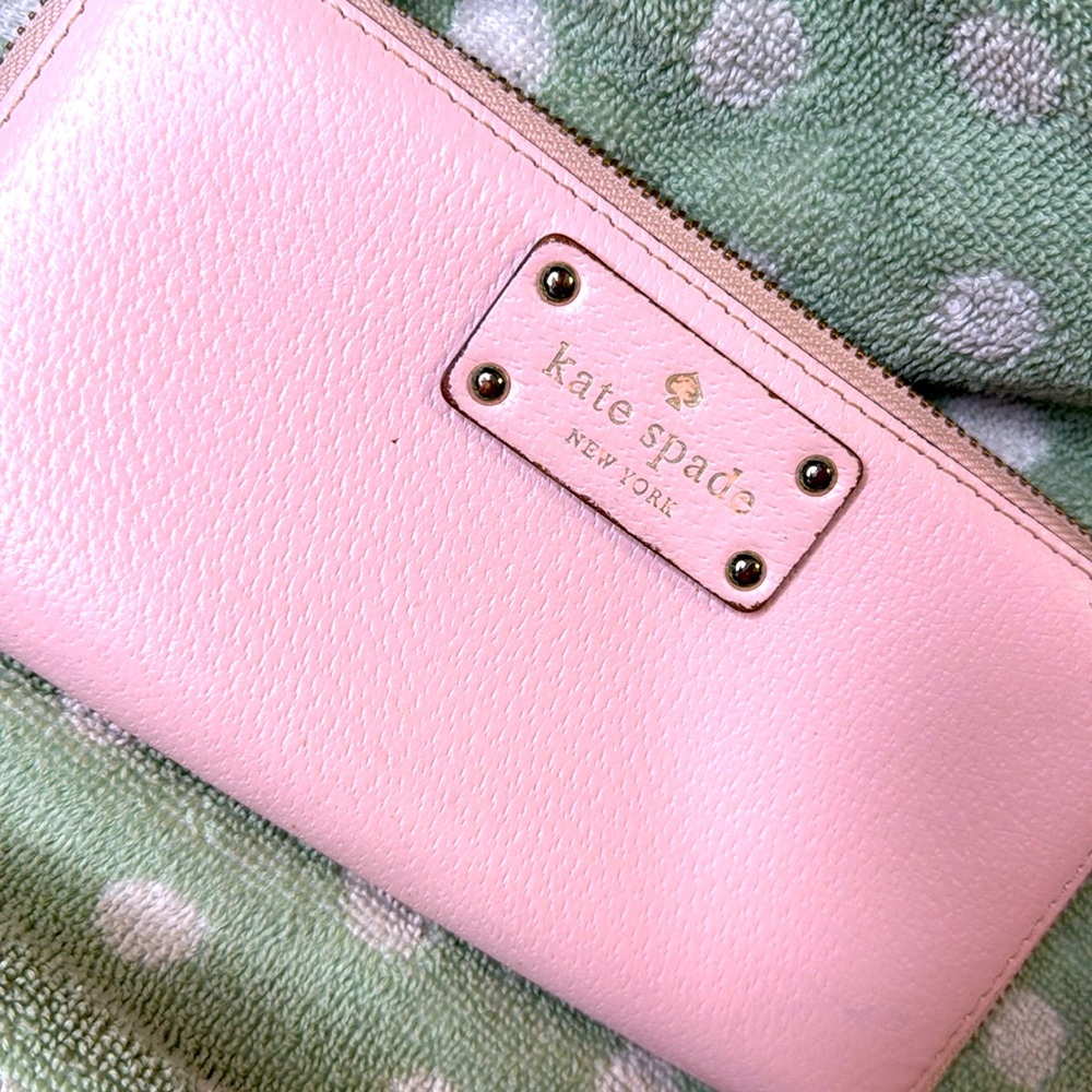 **SALE**Kate Spade Pink Wallet